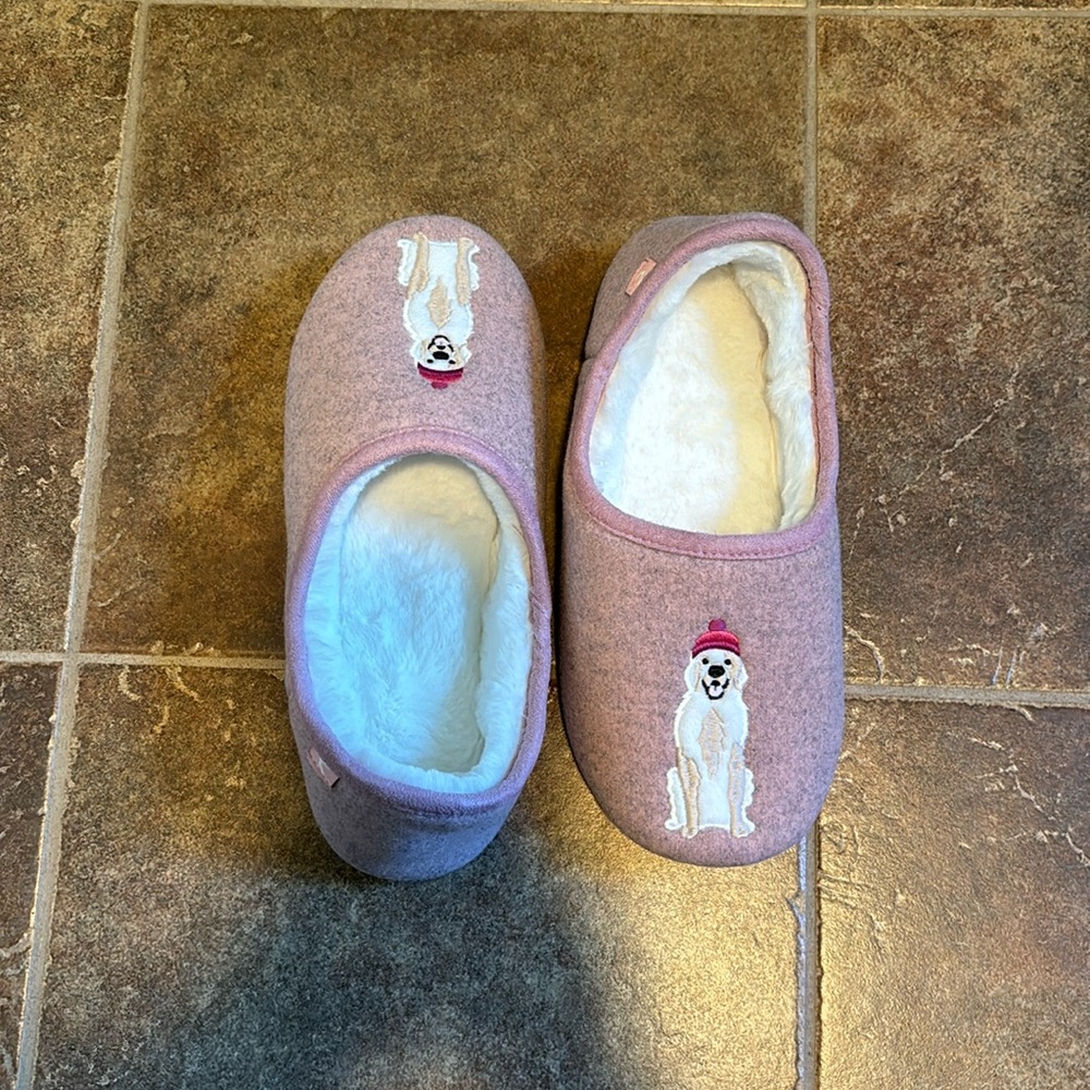 Joules slippers with Christmas Golden Retriever